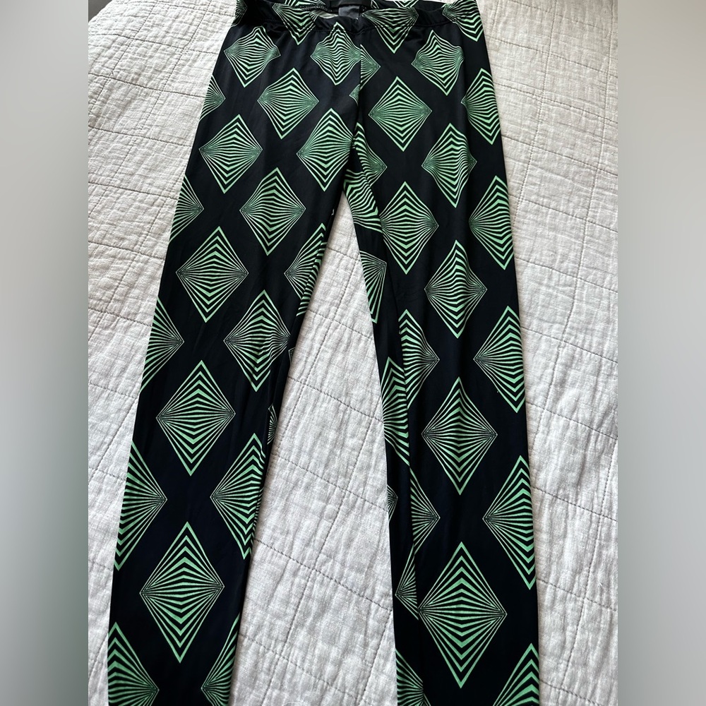 Black Leggings with Mint Green Geometric Diamond Print